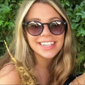 Meet your Posher, Julia